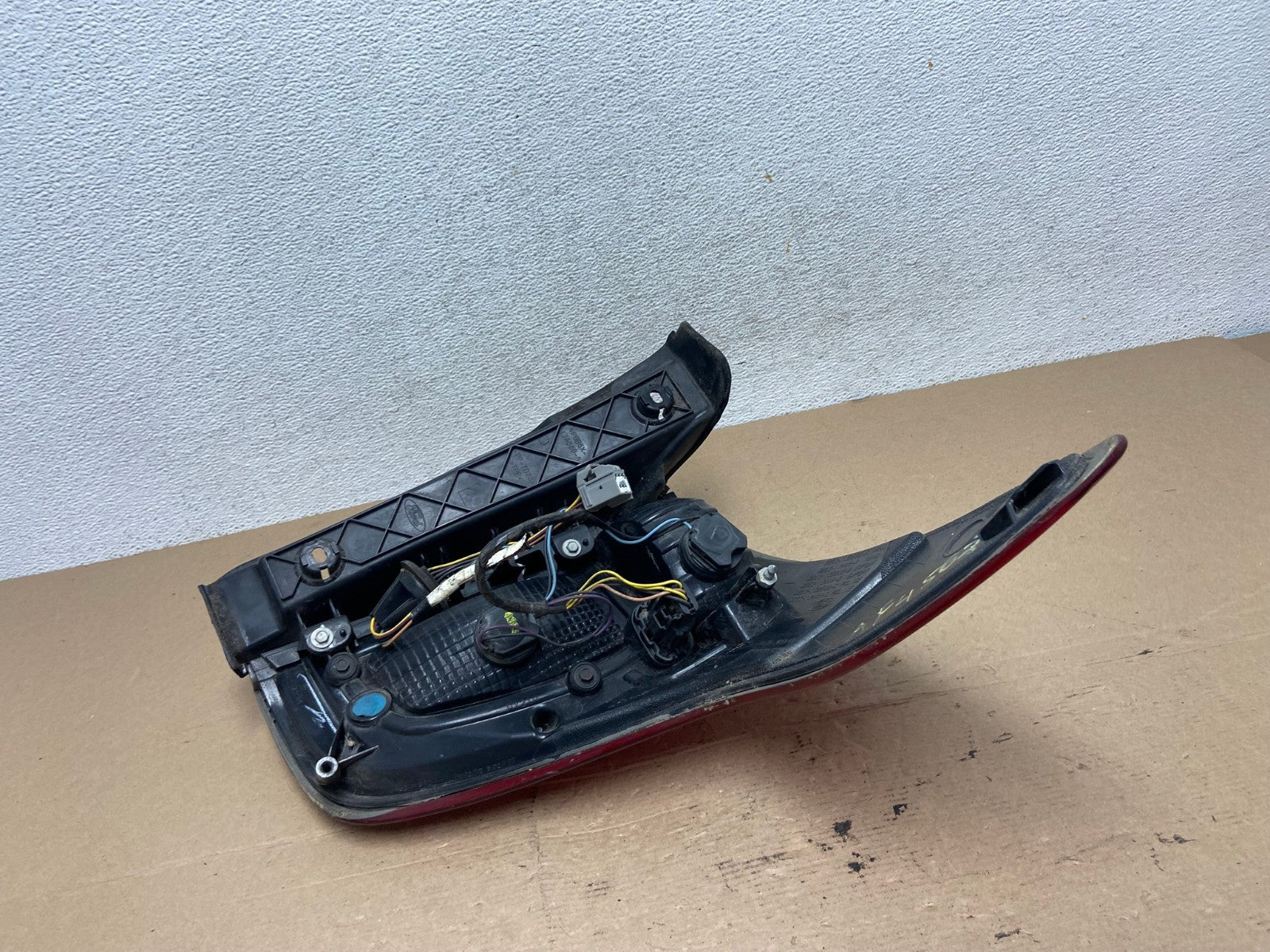 2011 2012 2013 2014 2015 Ford Explorer Left Driver LH Side Tail light AF4562 LK6