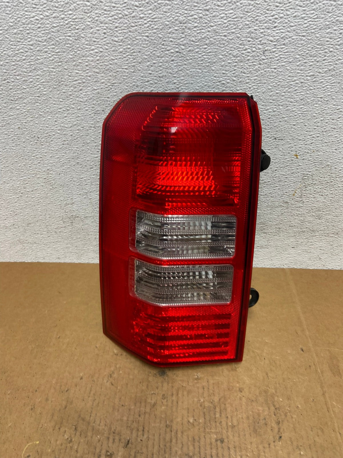 2008 to 2016 Jeep Patriot Left Lh Driver Side Tail Light AD9354 LK0