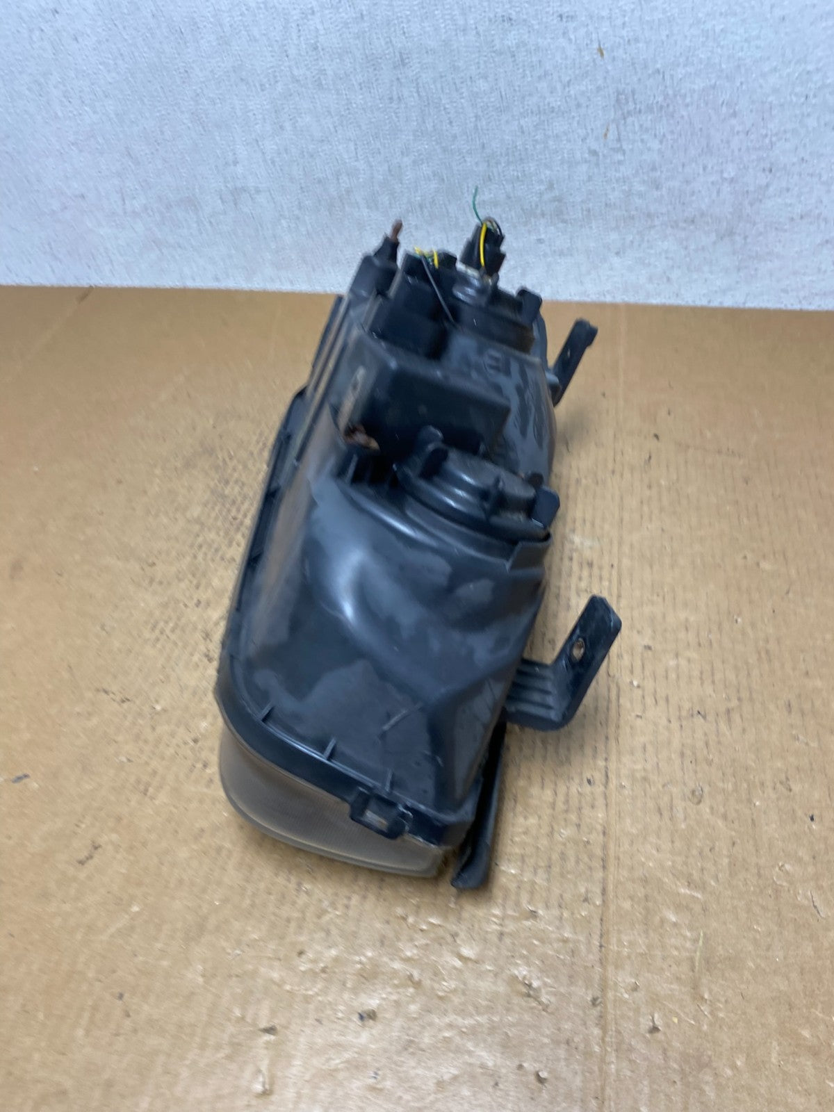 2001 2002 2003 Hyundai Elantra Left Driver LH Side Halogen Headlight AE1183 DW6