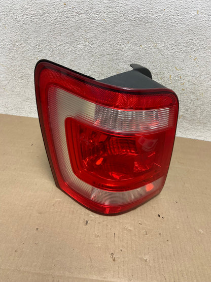 2008 to 2012 Ford Escape Left Driver LH Side Tail Light AI1422 LK0