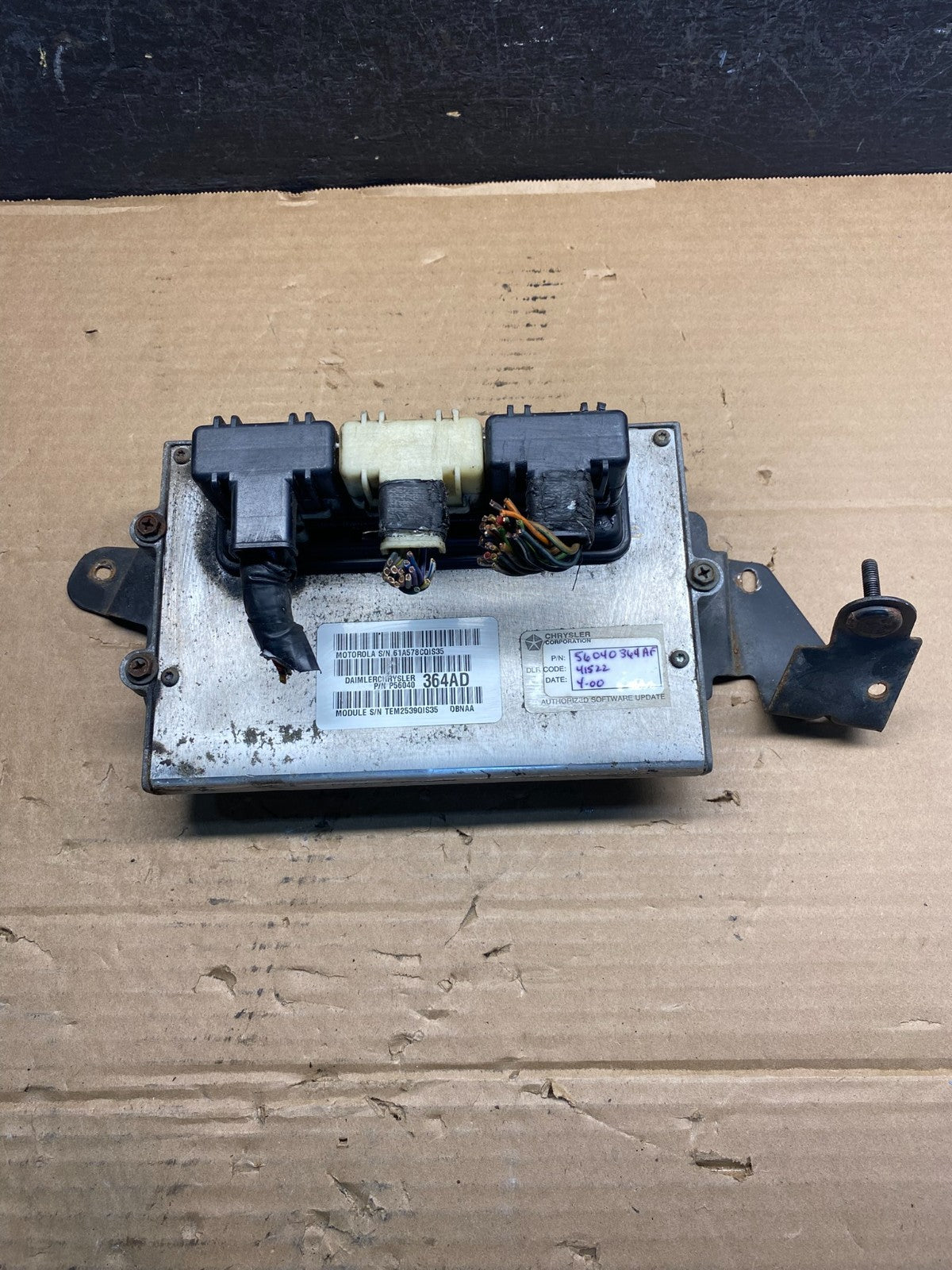 2000 Dodge Durango 4.7L Engine Computer Module ECU PCM p56040364AD ad7630 DG0