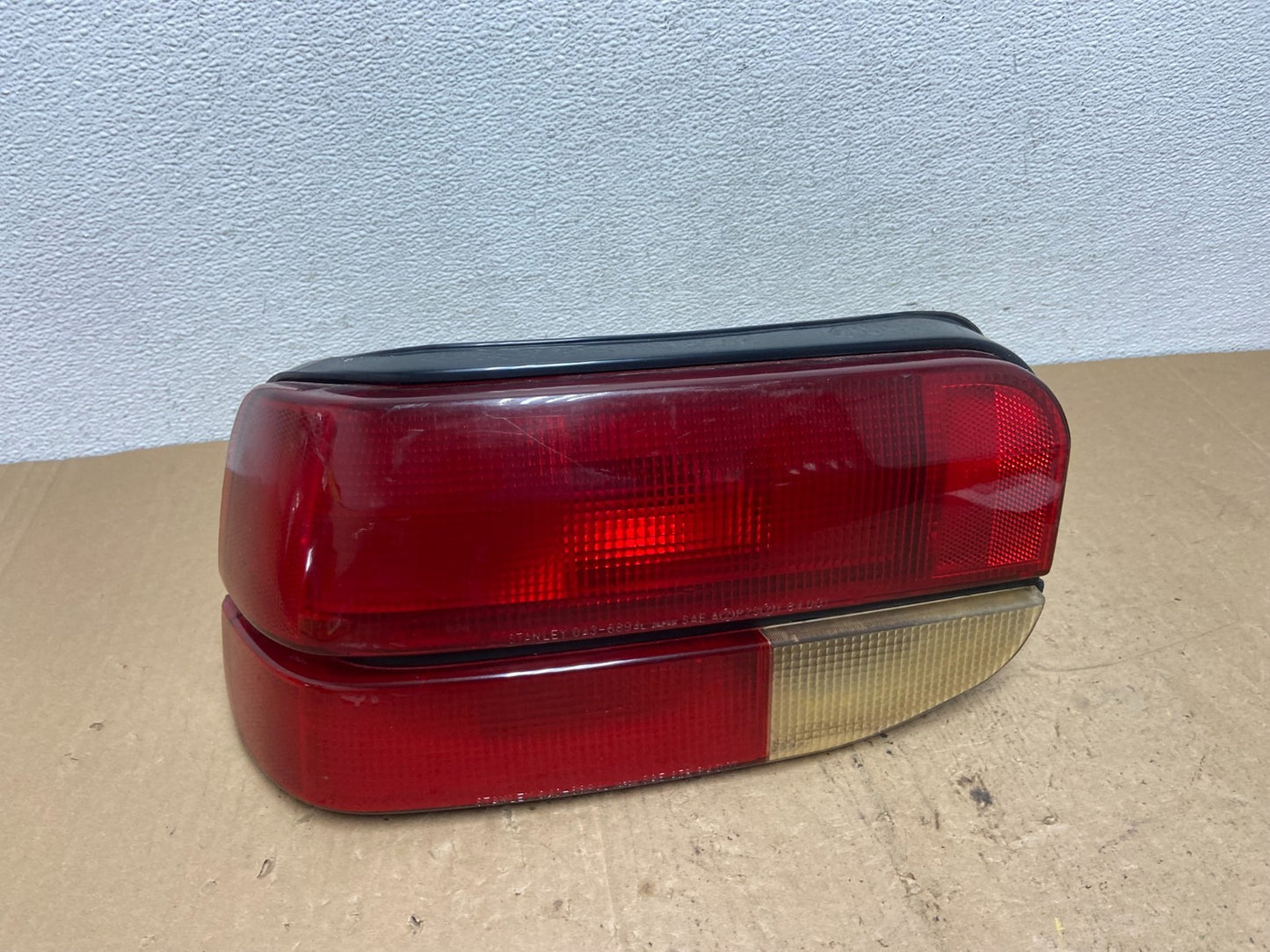 1987 to 1989 Mercury Tracer Left Driver LH Side Tail Light AC6029 DG0