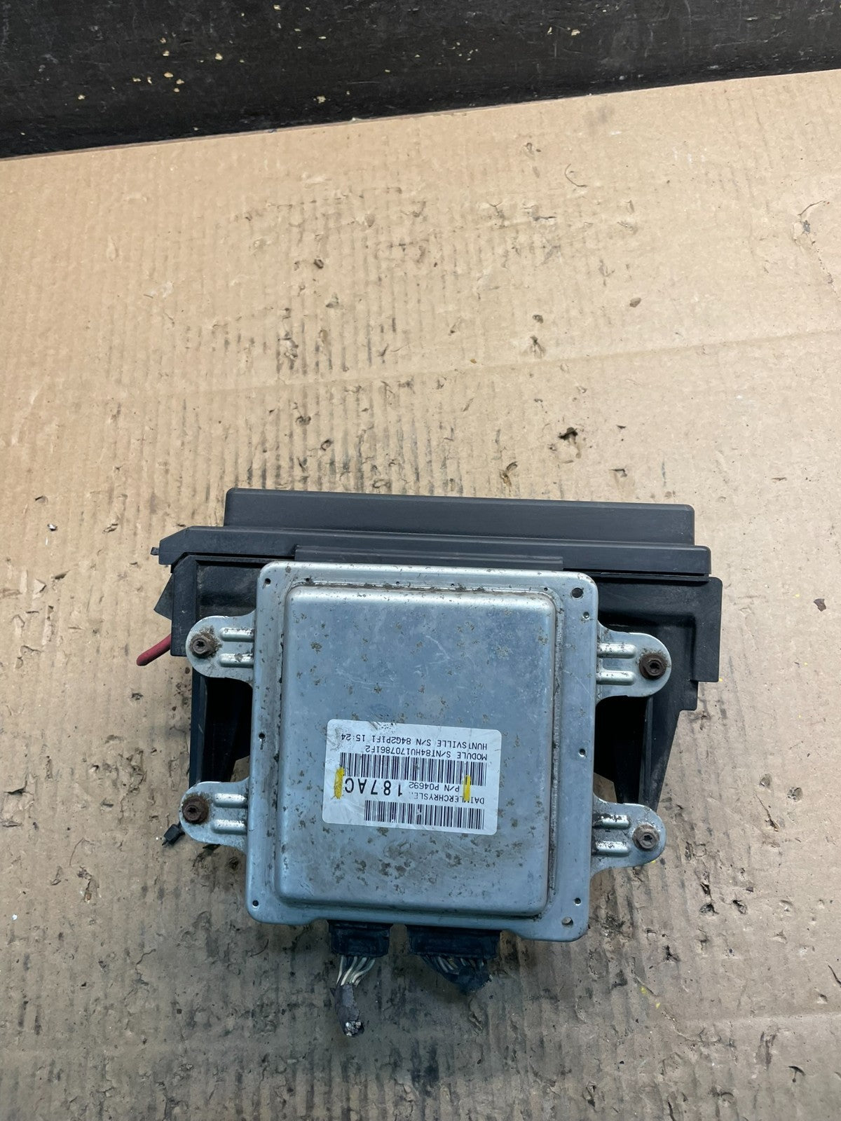 2007 2008 2009 Dodge Durango Fuse Box Relay Panel Body Module BCM Oem U9042 DG0