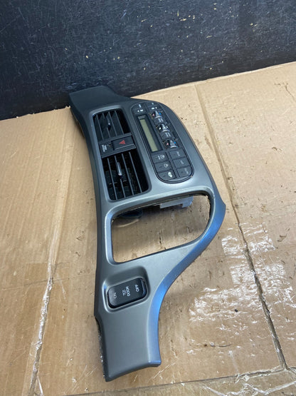 2005 to 2010 Honda Odyssey Radio Climate Control Dash Trim Bezel AI2749 DG1