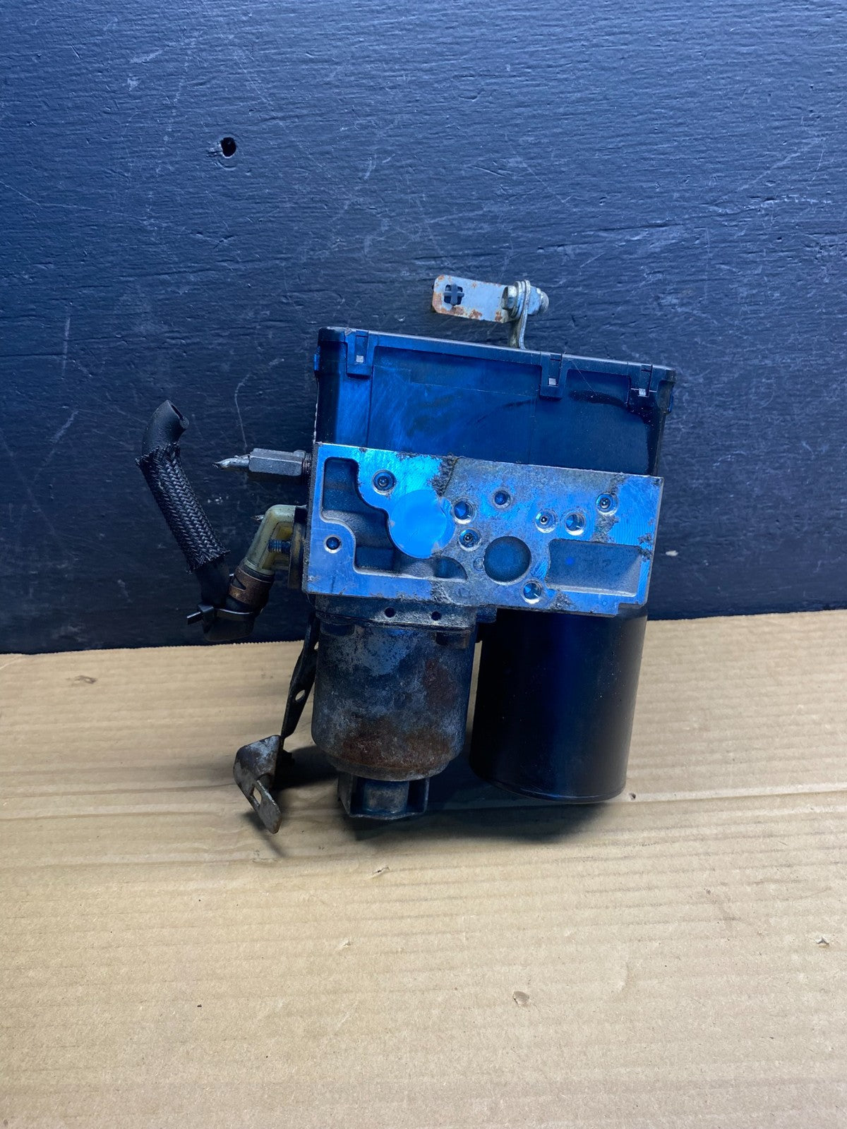 2004 - 2009 Toyota Prius ABS Brake Pump Anti Lock Module AE6200 DG4