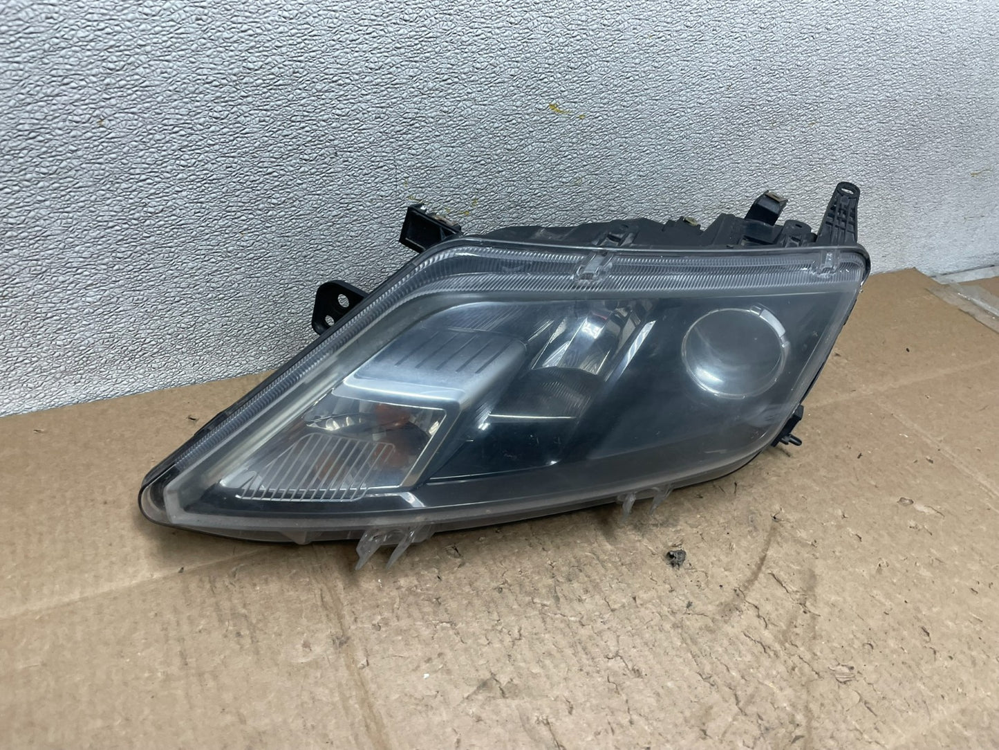 2010 2011 2012 Ford Fusion Left Driver LH Side Headlight Halogen Y8968 DW2