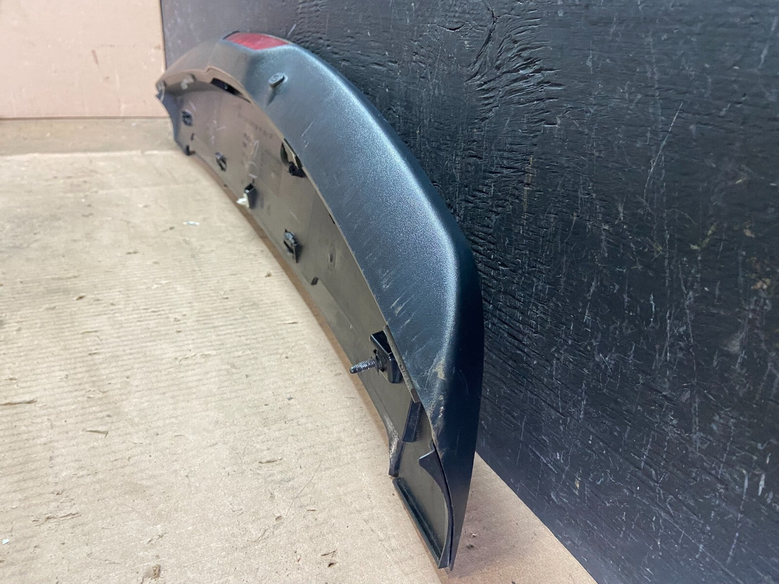 2007 to 2010 Jeep Compass Spoiler 3RD Third Break Light Rear E4752 DG17