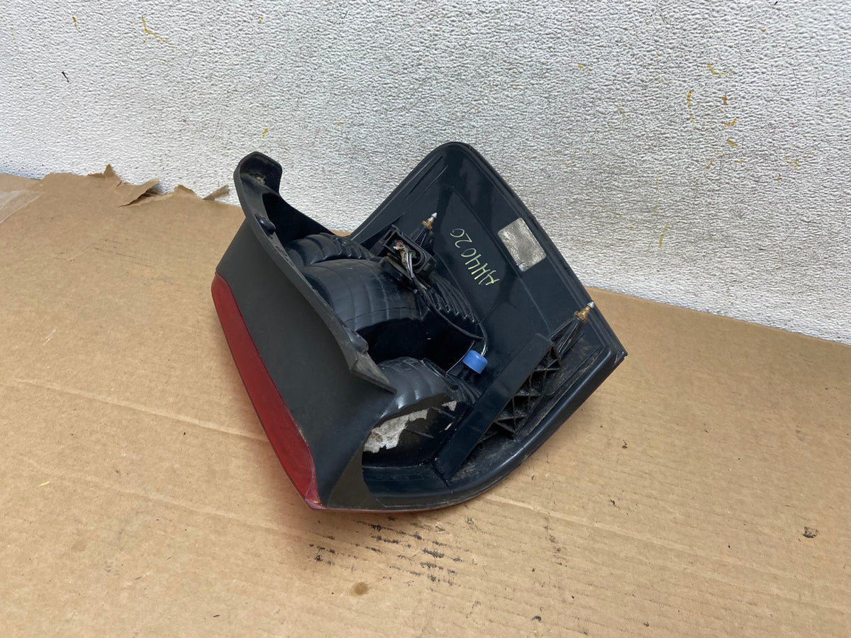 2008 to 2012 Ford Escape Left Driver LH Side Tail Light AH4020 LK5