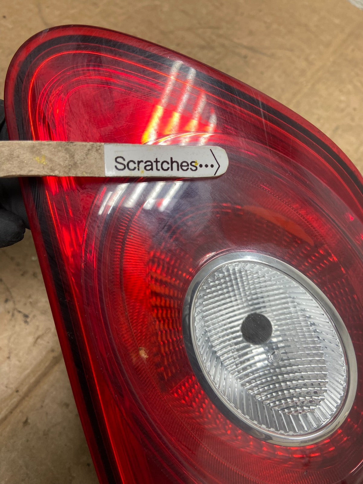 2009-2012 Volkswagen CC Right Passenger RH Side Tail Light Inner Trunk AA3774 DW3