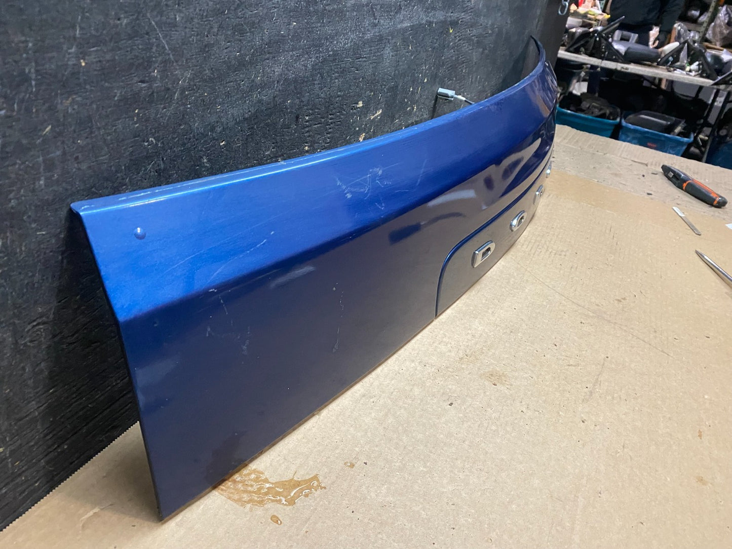 2011-2018 Dodge Grand Caravan Black Rear Tail Gate Trim Molding Panel V6940 DG2