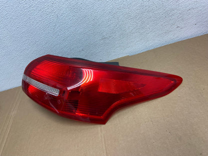 2015-2018 Ford Focus Sedan Halogen Tail Light Right Side Passenger AC5560 LK1