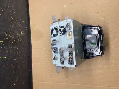 2007 to 2009 Acura Mdx Radio Stereo 6 CD Player Climate Control Pan OEM X6589 DG6