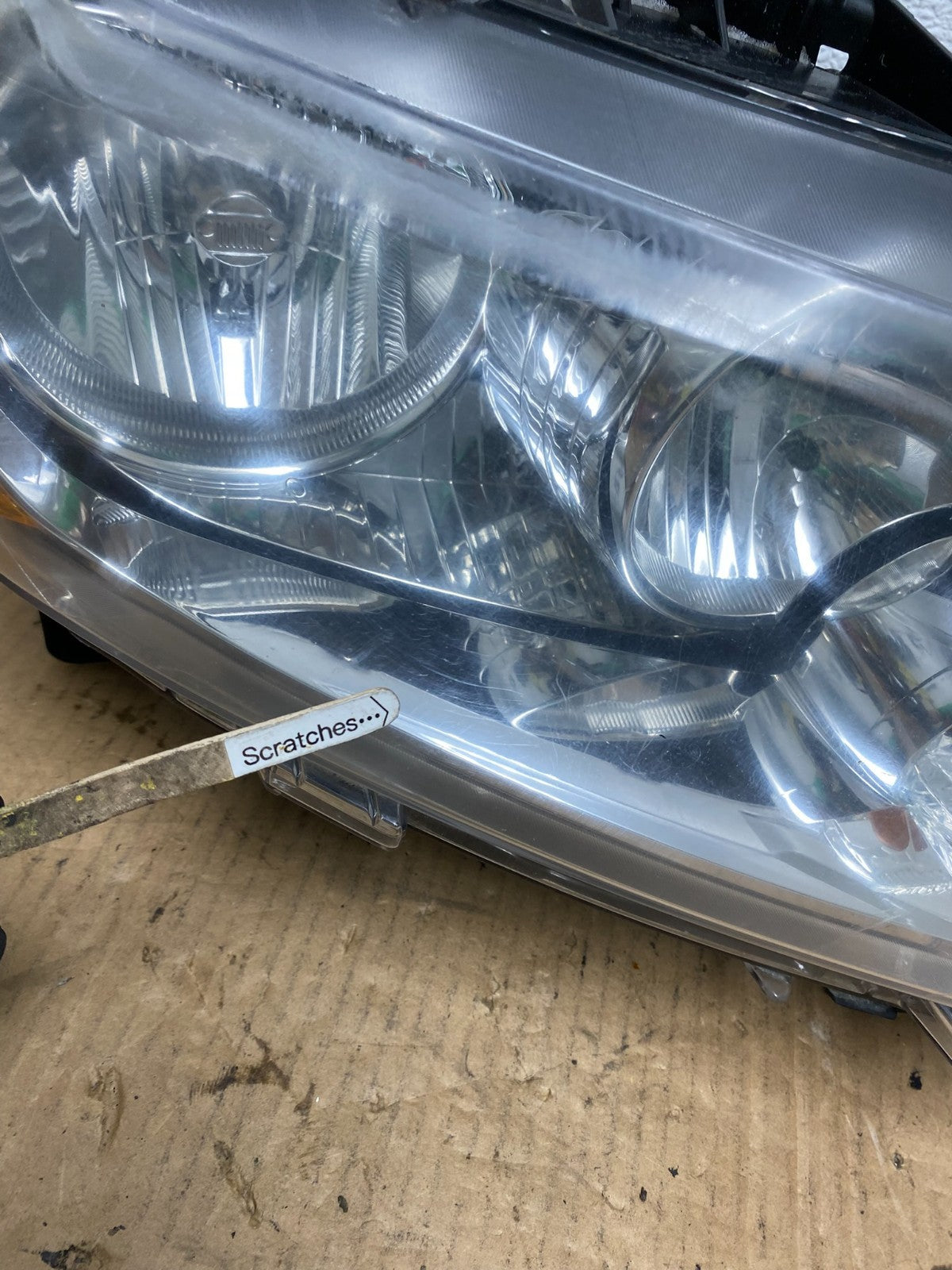 2011-2013 Jeep Grand Cherokee Right Passenger Halogen Headlight AC7632 DW3