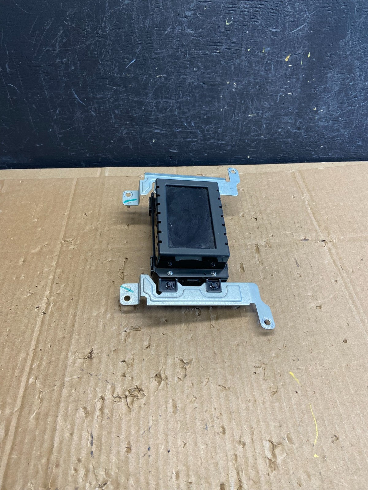 2013 to 2016 Ford Taurus 4.2" Radio Navigation Screen Module ad2349 DG1