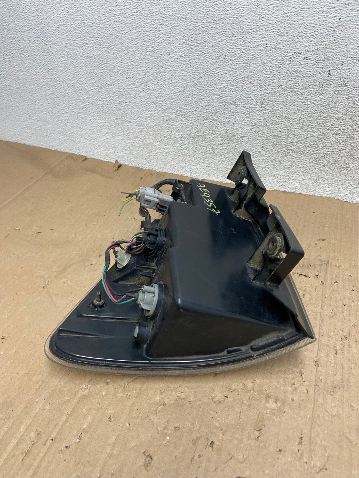 2005 to 2008 Chevrolet Equinox Left Driver Lh Side Tail Light AE9357 LK6