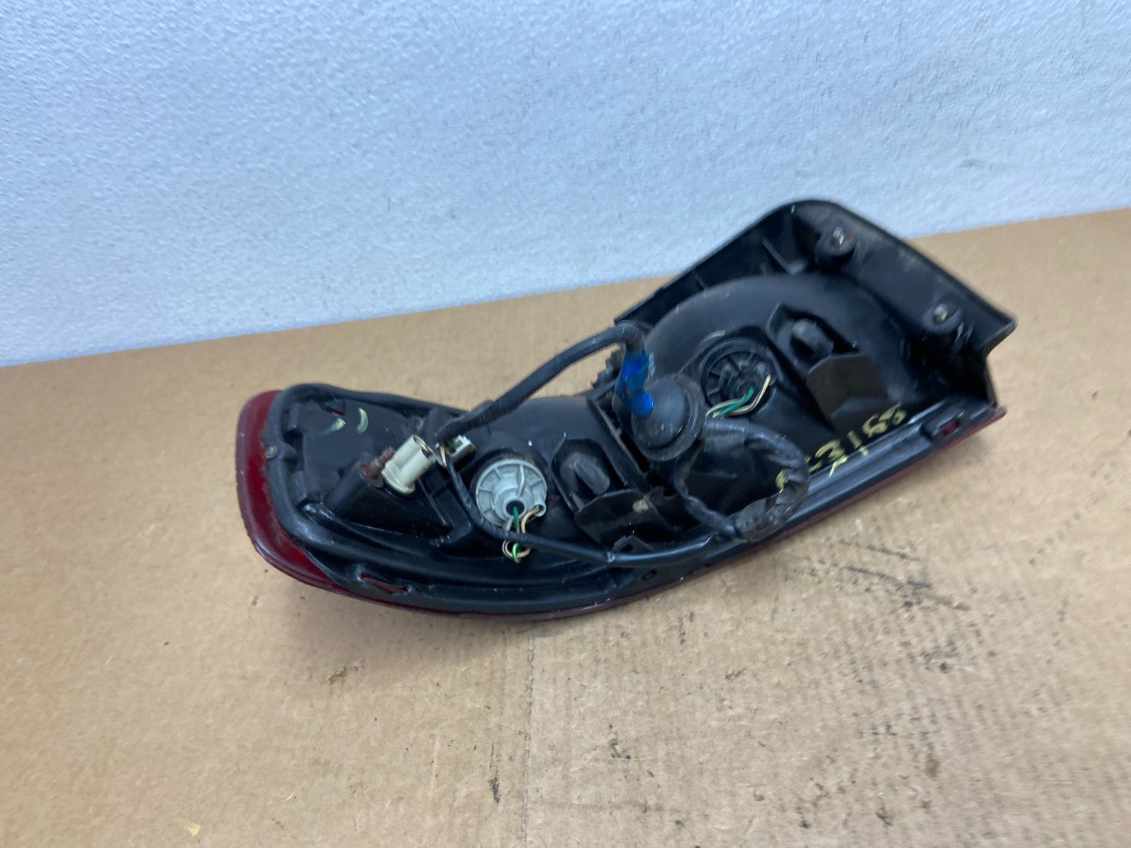1995 - 1996 Toyota Camry Sedan Right Passenger Tail Light Lamp Oem AC3168 DW6