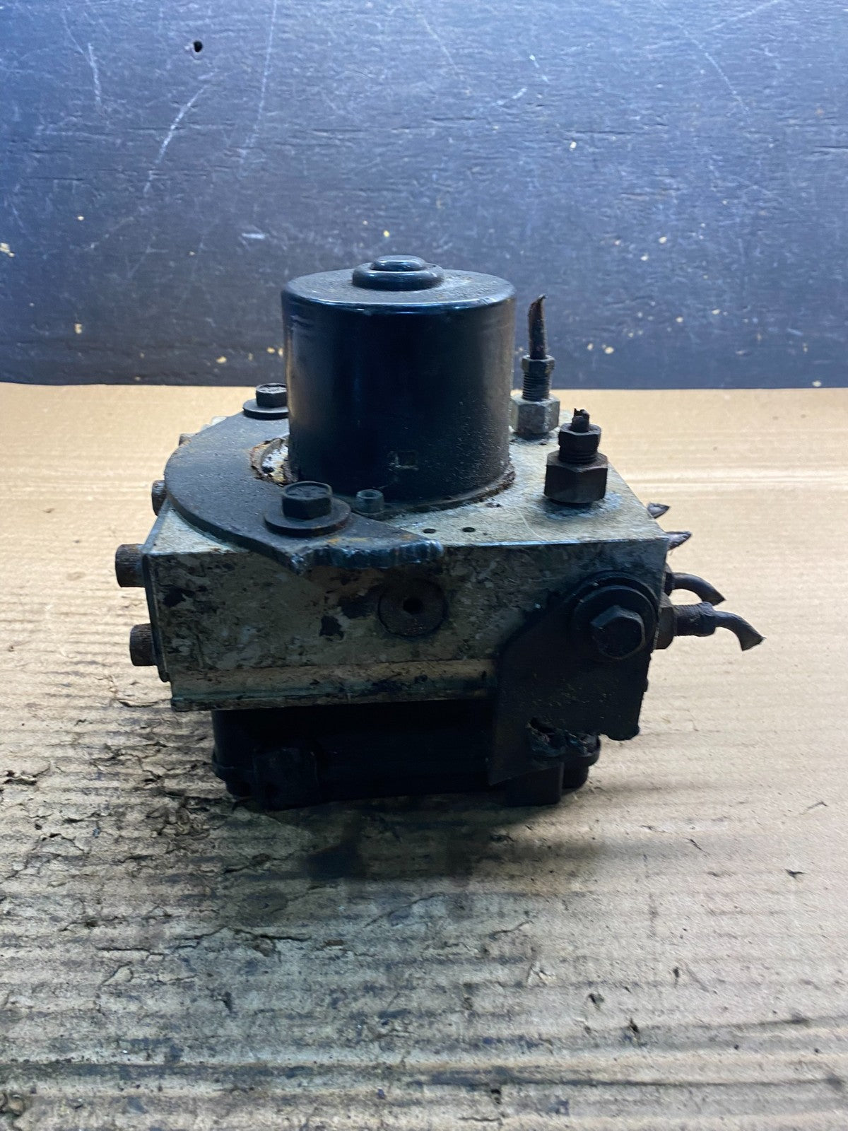 Wabco ABS Pump Hydraulic W/ Module P/N 4460470002 AA3336 DG4