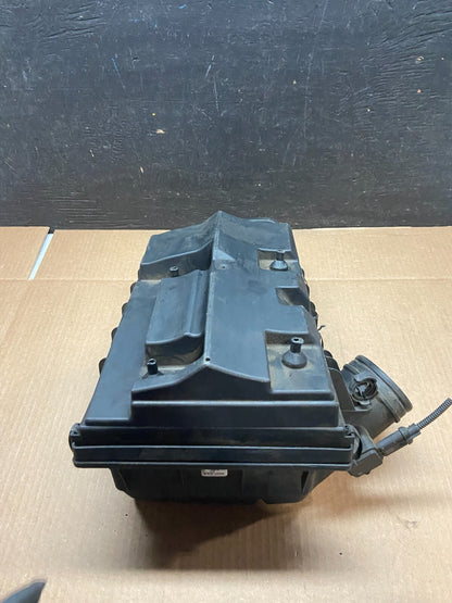 2007 to 2010 BMW X5 Air Intake Cleaner Filter Housing Box OEM J13922