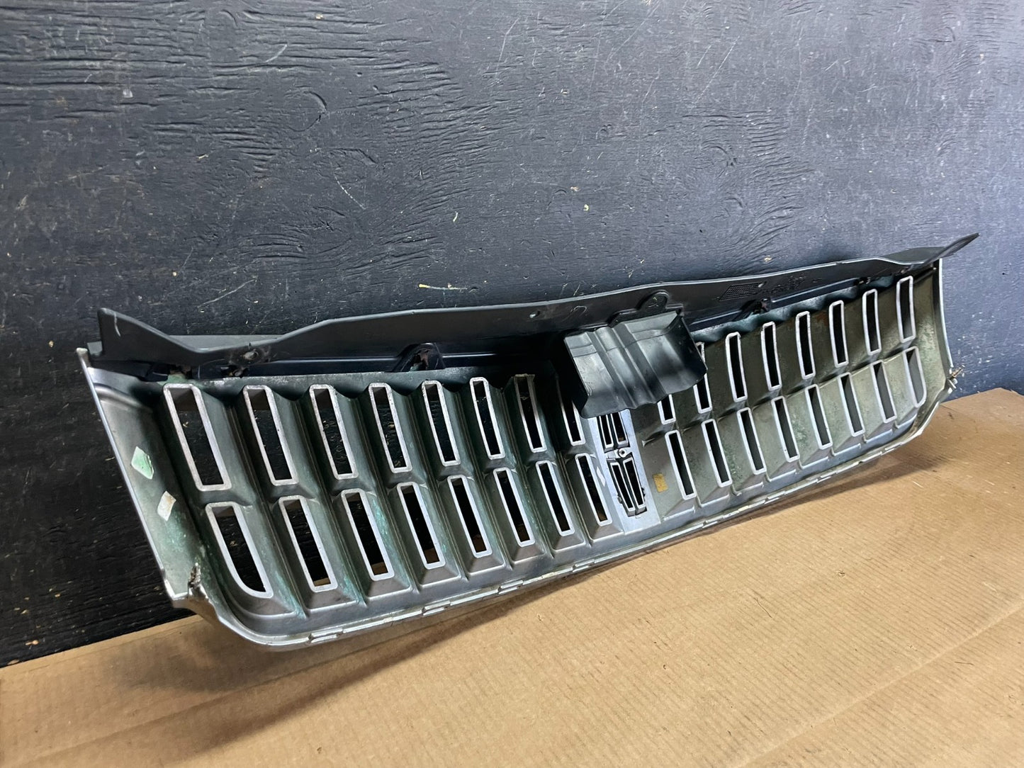 2006 to 2009 Lincoln Zephyr Mkz Chrome Front Upper Grill Grille AA9179 DG5