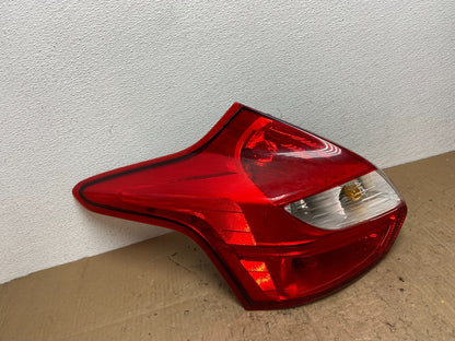 2012 2013 2014 Ford Focus Tail Light Hatchback Left Driver Lh Side Oem AC0089 DW2