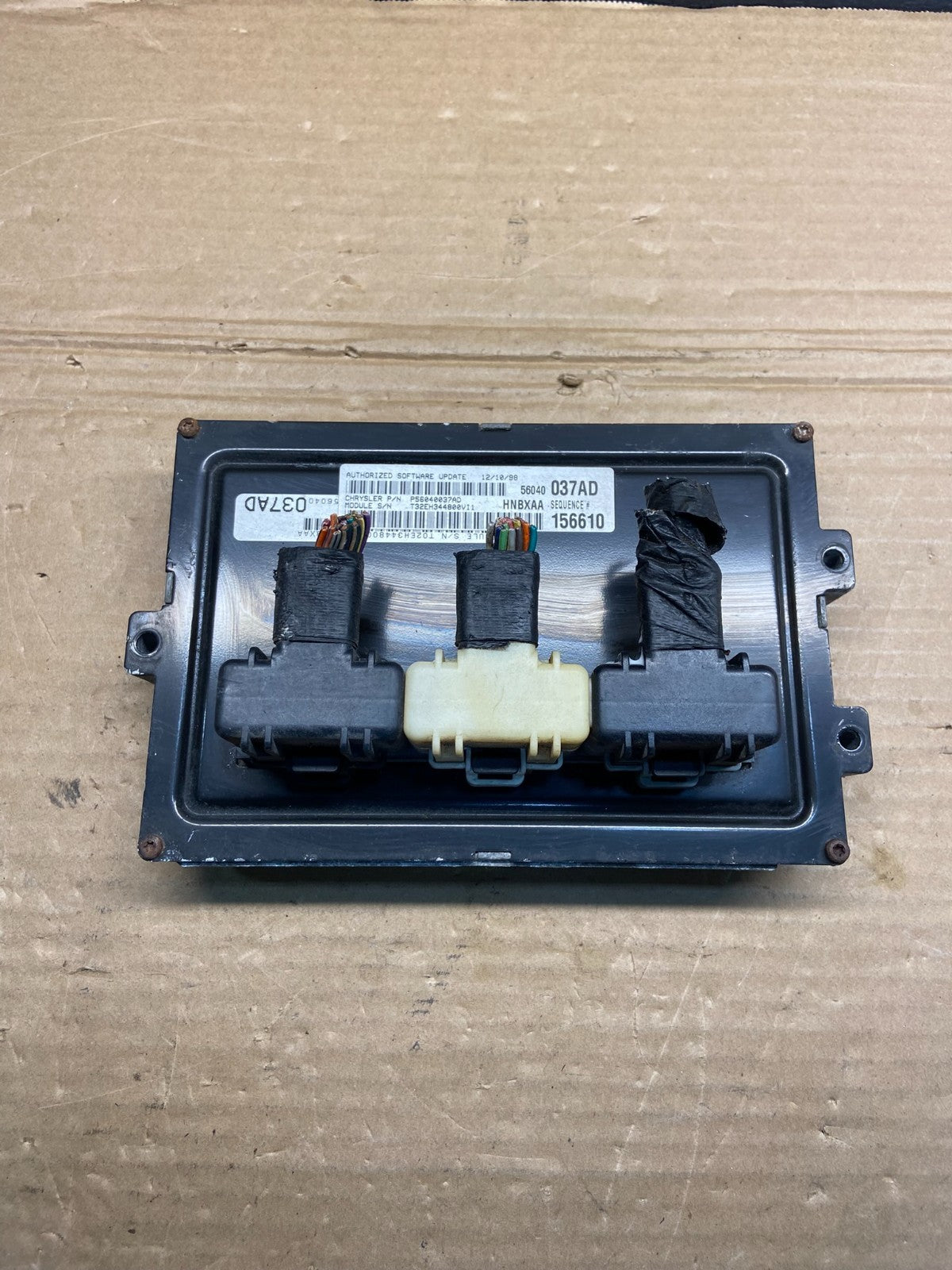 1999 Dodge Dakota 3.9L Engine Computer Module ECM ECU P56040037AD AE4630 DG0