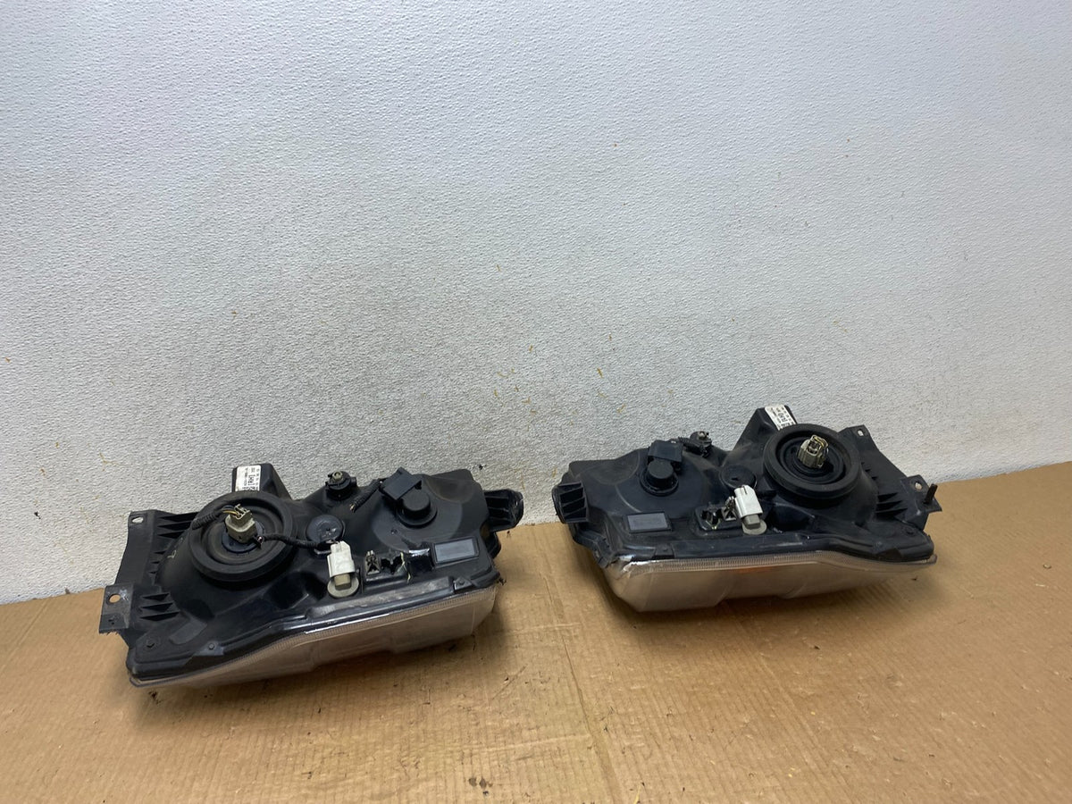 2008-2014 Ford Econoline E150 E250 E350 Left+Right Headlights AI8069 DW10