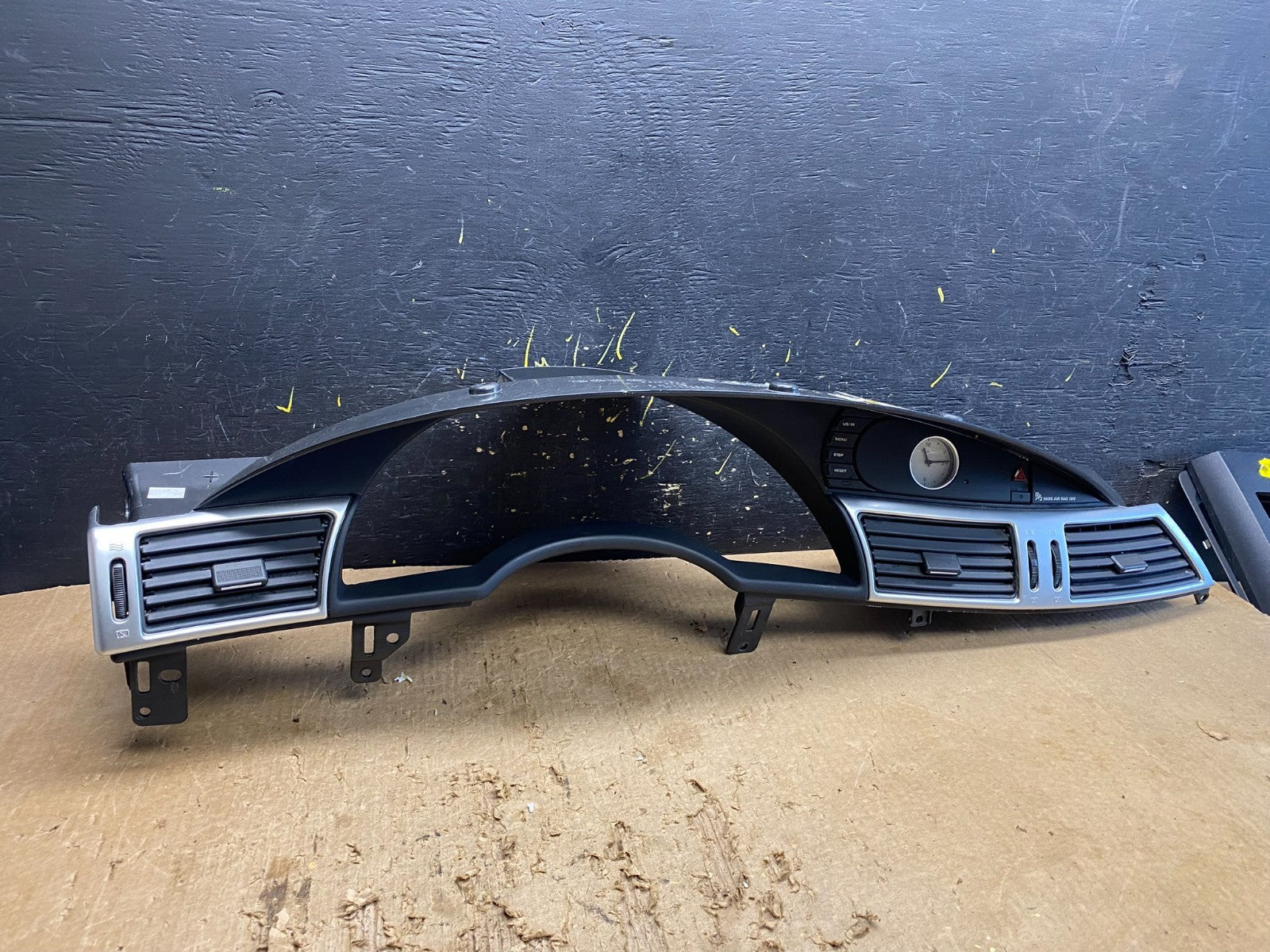 2004 to 2008 Chrysler Pacifica Front Speedometer Cluster Bezel Trim OEM z9908 DG0