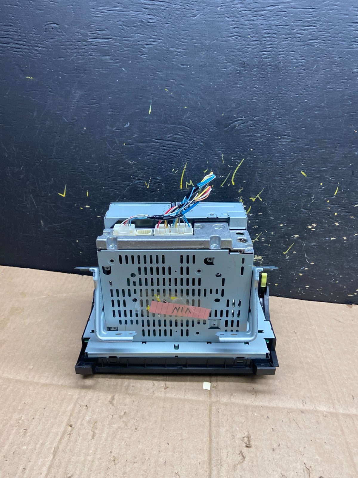 2007 to 2013 Toyota Tundra AM/FM OEM Radio CD Player AA8175 DG5
