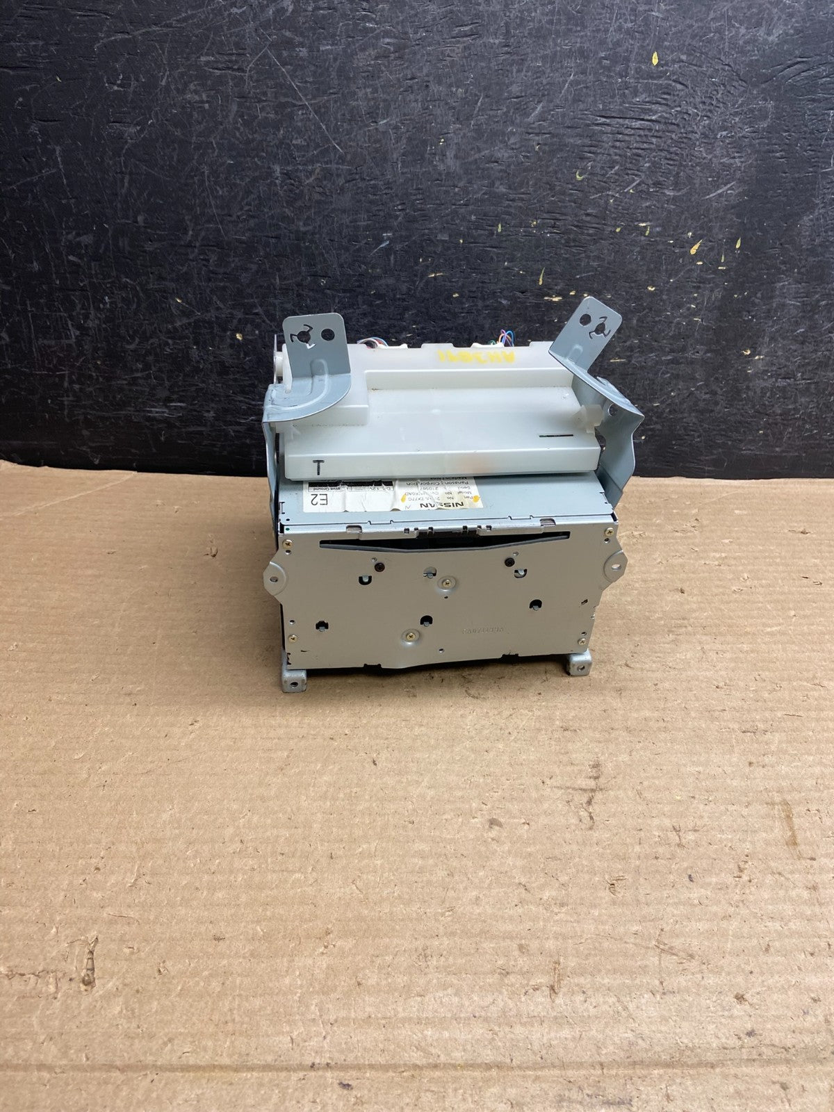 2010 - 2011 Nissan Murano Maxima Radio CD Player AM/FM Receiver ah3891 DG0