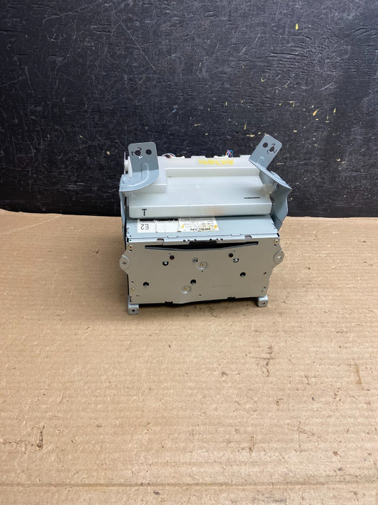 2010 - 2011 Nissan Murano Maxima Radio CD Player AM/FM Receiver ah3891 DG0