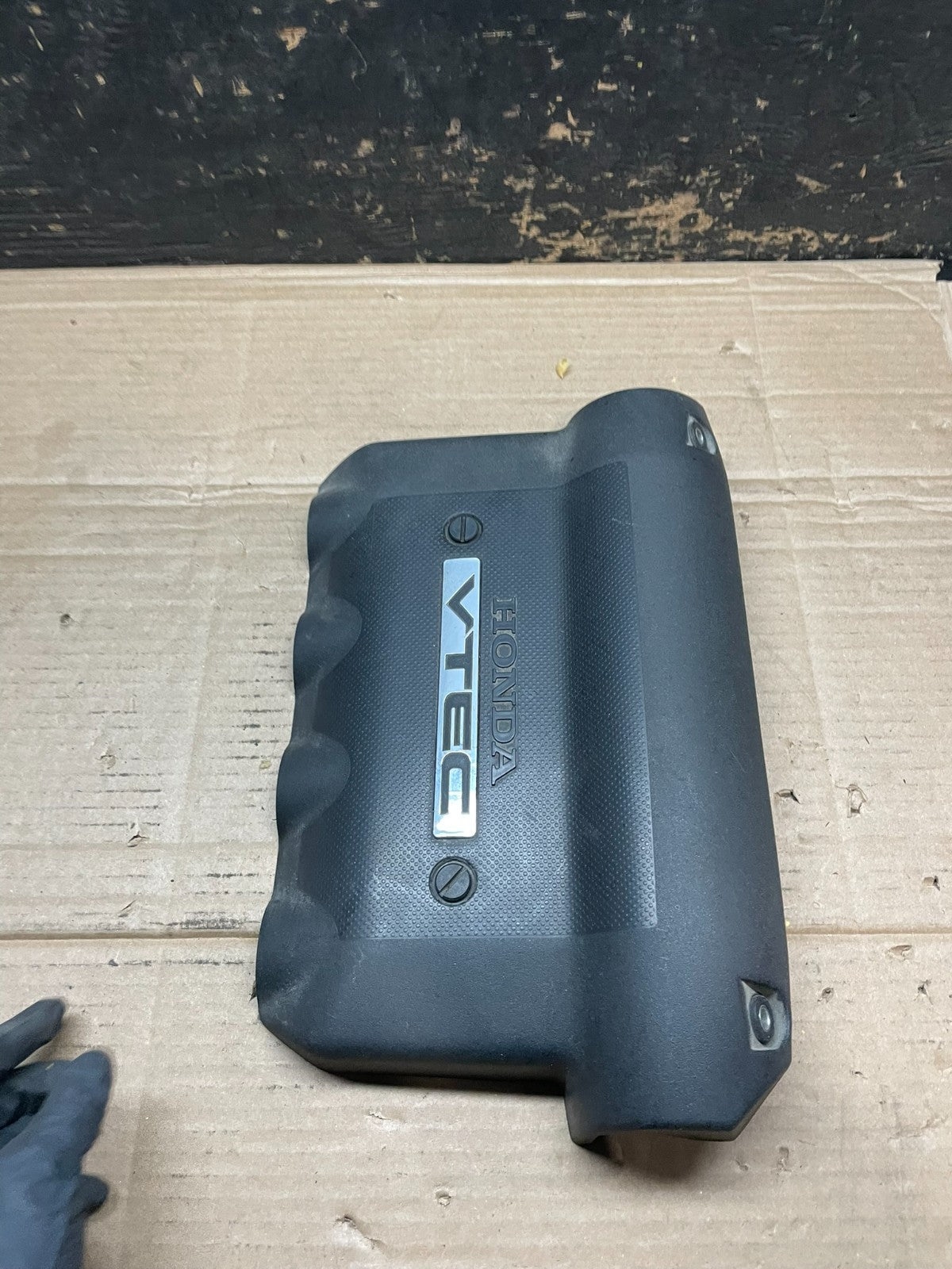 2007 to 2008 Honda Fit Engine Cover Trim Bezel 17124-rme-a0 V2795 DG2