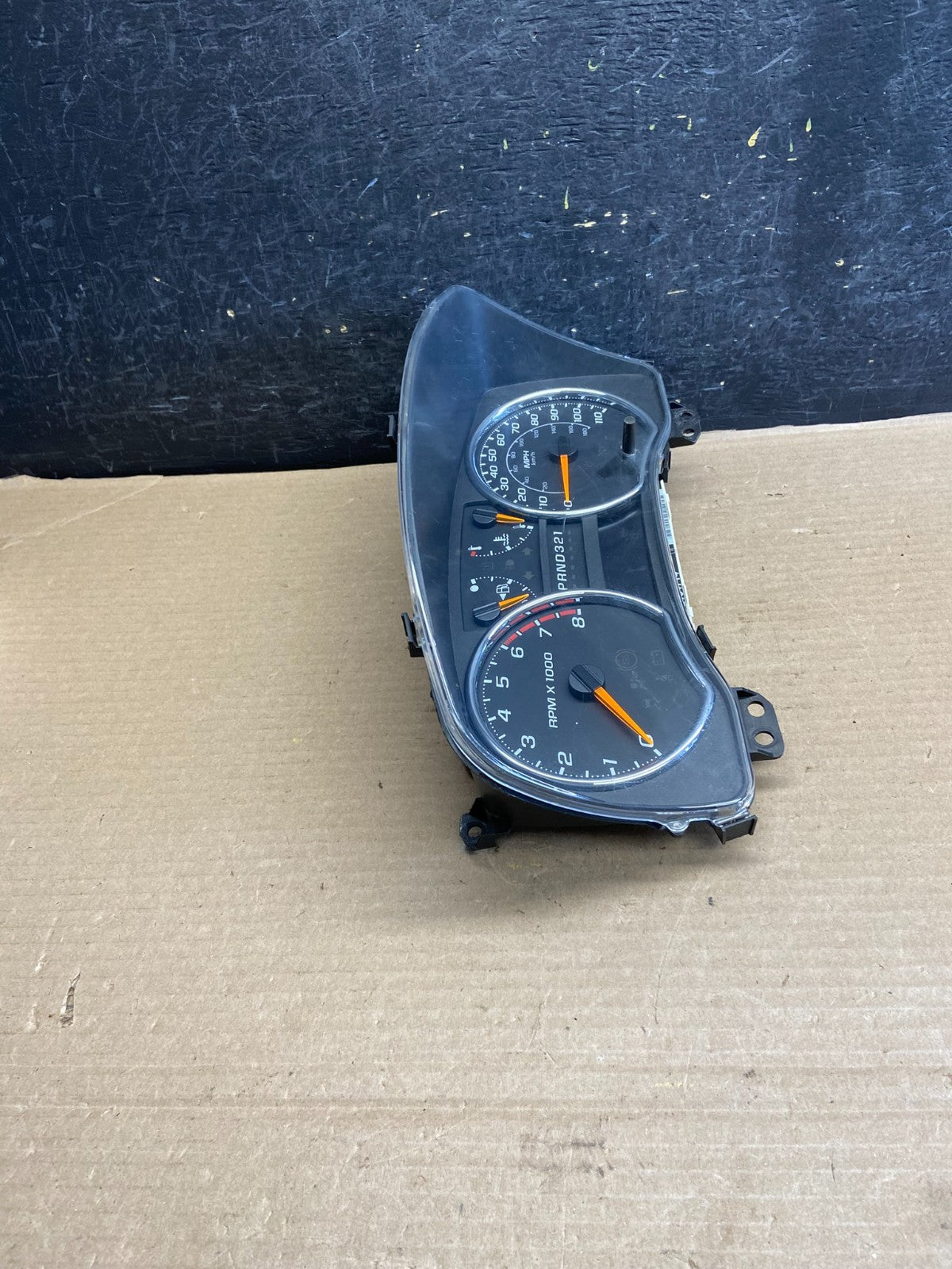 2009 to 2012 GMC Canyon Instrument Cluster Speedometer AH1439 DG1