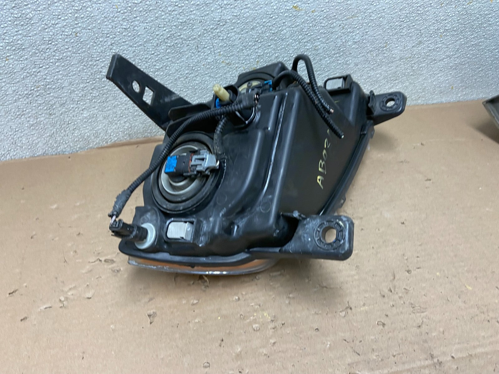 2011 to 2013 Jeep Grand Cherokee Halogen Left Driver Lh Headlight Oem AB0211 DW7