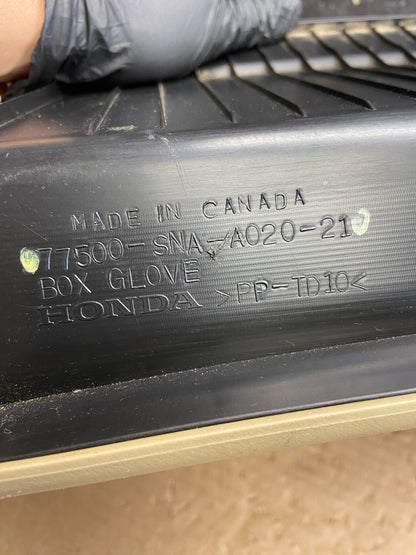 2006 - 2011 Honda Civic Front Right Passenger Storage Glove Box AG8509 DG5
