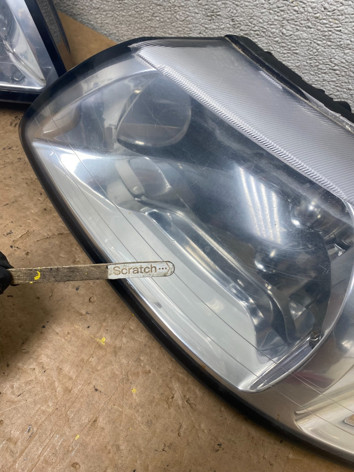 1999 to 2004 Ford Mustang Left+Right Set Side Headlights S7941 DW6