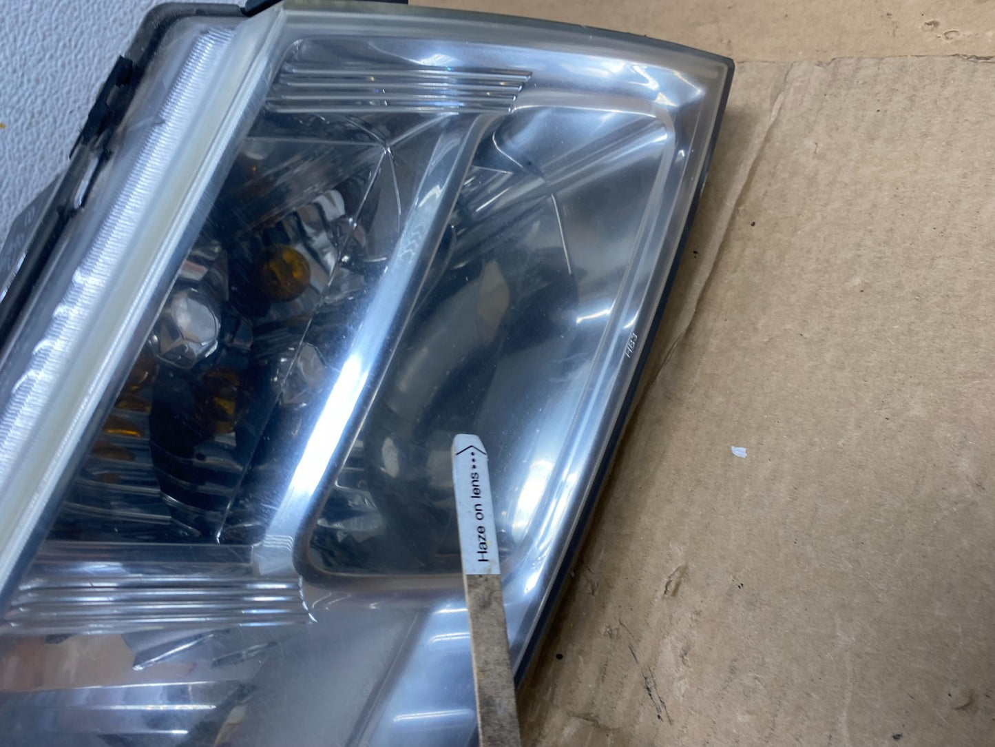 2009 to 2017 Dodge Journey Headlight Right Passenger Rh Halogen AD3890 DW4