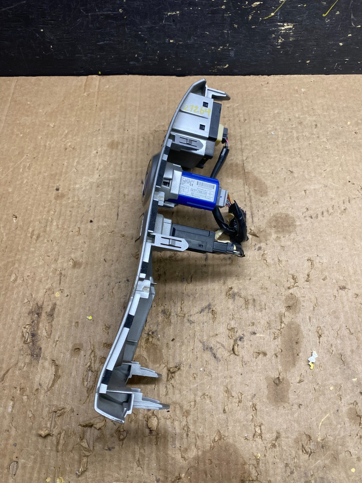 2012-2016 Toyota Prius V Shifter Bezel Trim Parking Push Start  Z7264 DG1