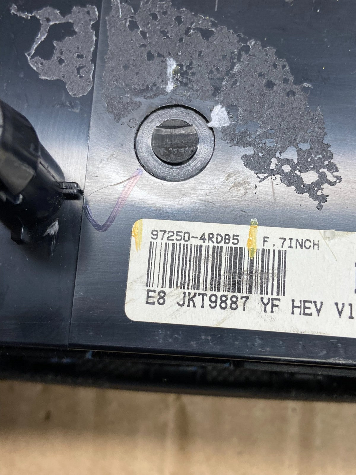 2011 - 2014 Hyundai Sonata Center Radio Climate Control Air Vent Bezel AD7114 DG5