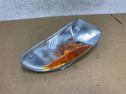 1999 to 2003 Saab 9-3 Front Right Passenger RH Side Turn Signal AI2605 DW2