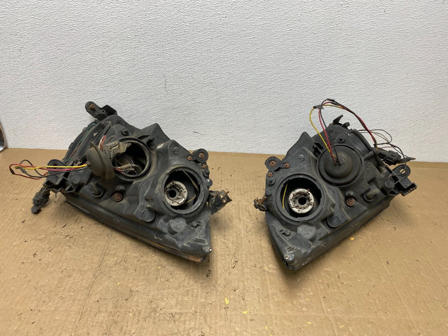 2003 2007 Infiniti G35 Coupe Left+Right Set Side Headlights AC0226 DG7