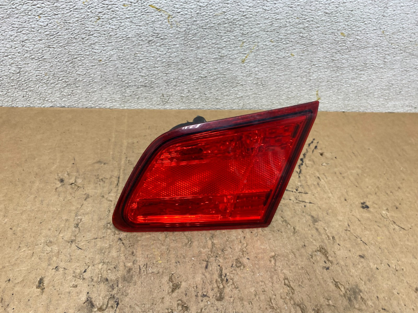 2010-2014 Subaru Legacy Right Passenger Rh Side Tail Light Inner Oem Q8167 DW0