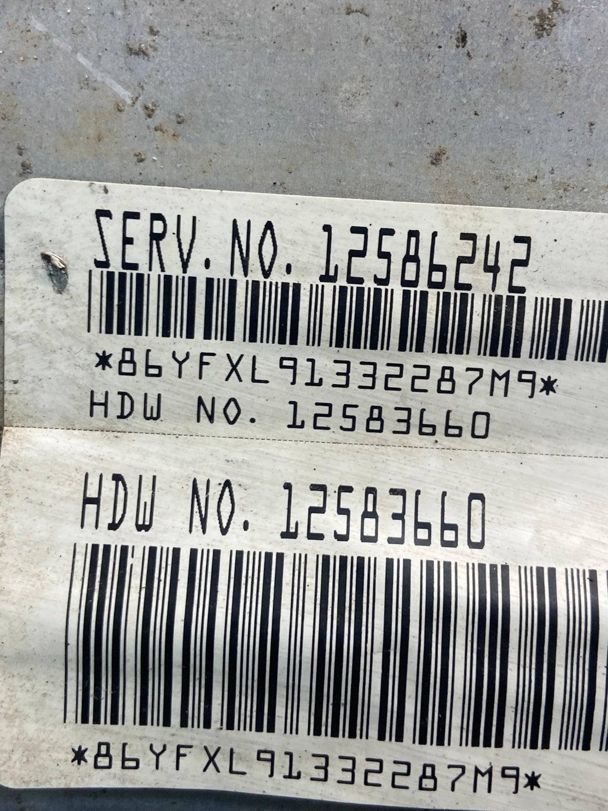 2004 GMC Envoy Silverado Engine Computer ECU ECM Module AE2489 DG2