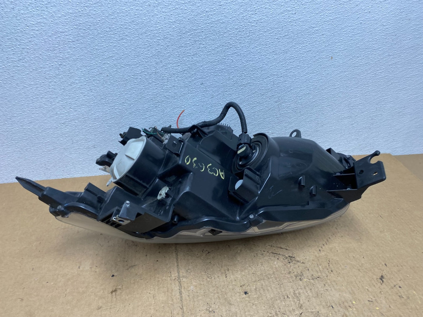 2009 - 2014 Nissan Maxima Headlight Right Passenger Xenon HID Oem AC3630 DW4