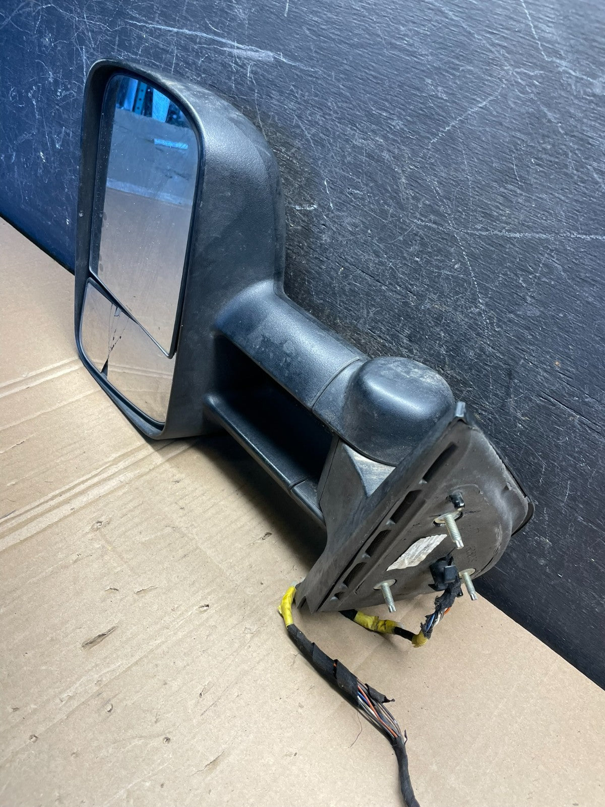1999-2006 Chevrolet Silverado Sierra Left Driver LH Tow Door Mirror s4532 DG13