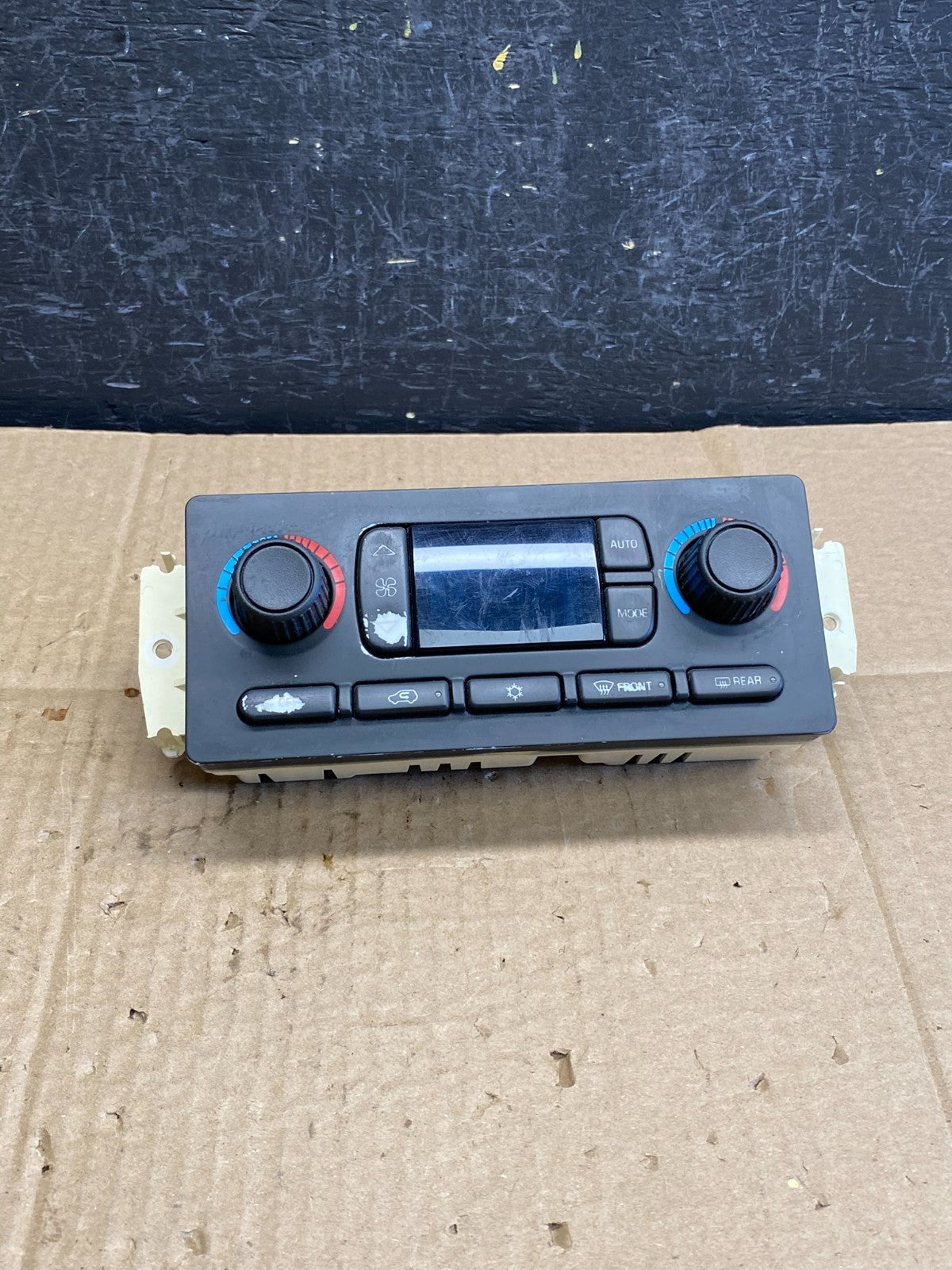 2003 to 2006 Chevrolet Silverado HVAC Heater Climate Control Module AC9498 DG0