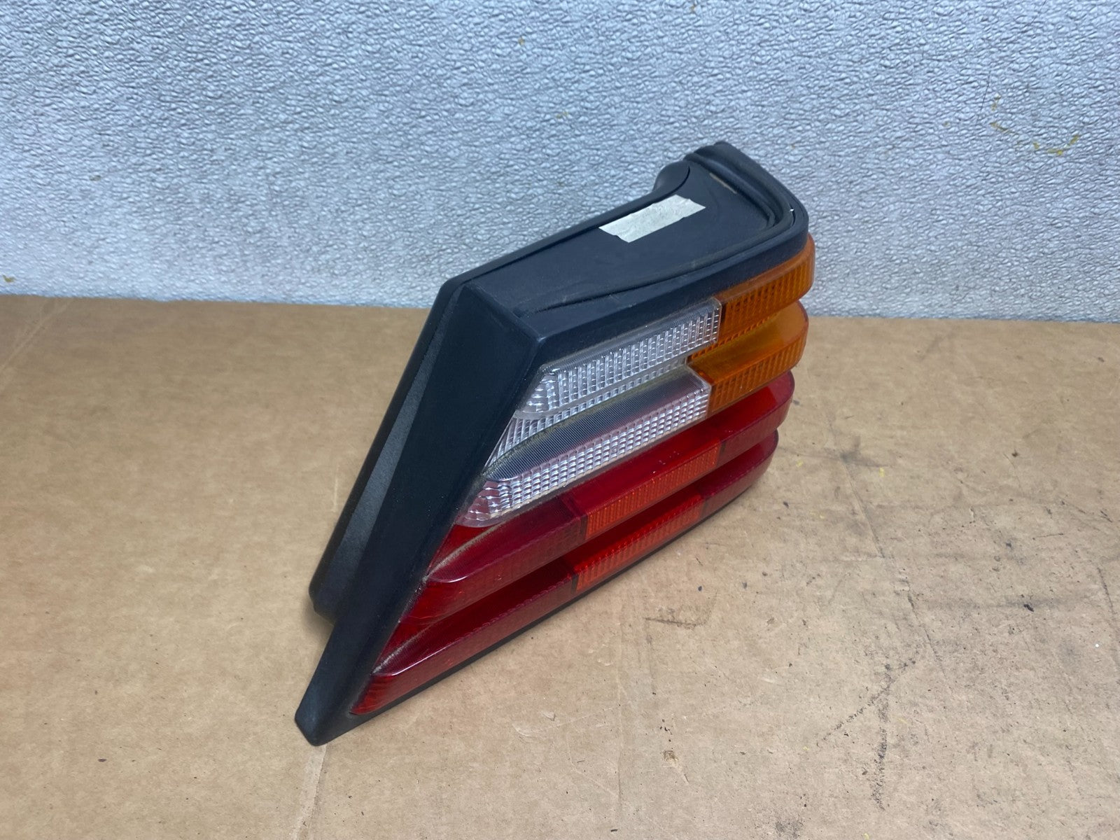 1994 to 1995 Mercedes E Class W124 Right Passenger RH Side Tail Light X4689 DW2