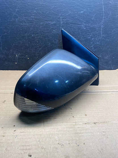 2006 Scion XA Right Passenger Side Turn Signal Door View Mirror AE8109 DG1