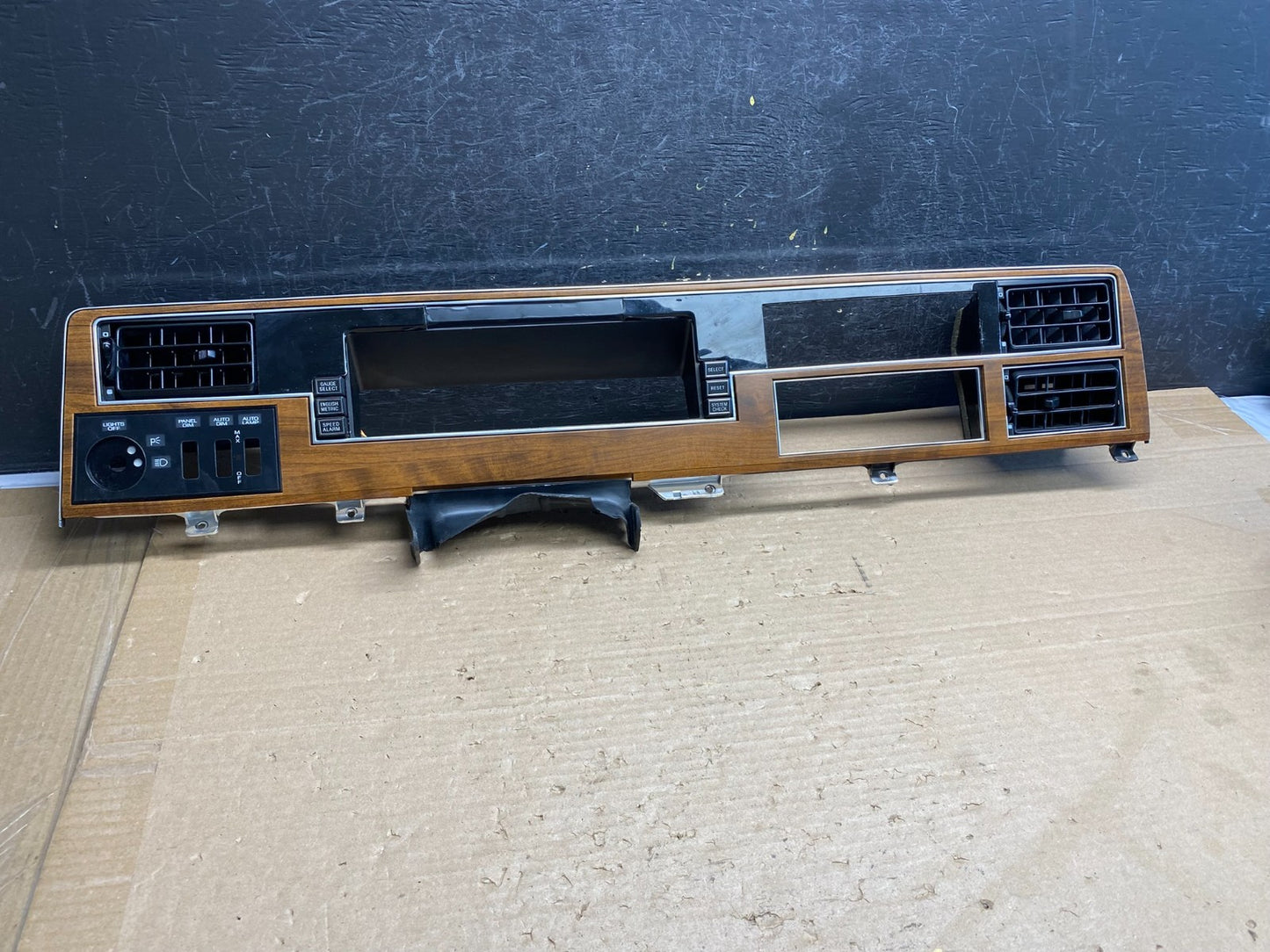 1990-1994 Lincoln Continental Speedometer Dash Bezel Air Vent ag8350 DG0
