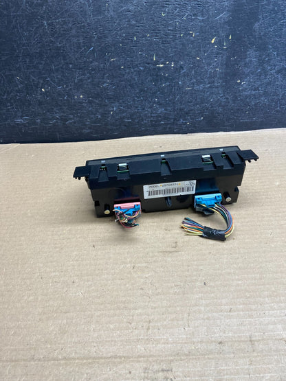 2000 to 2005 Cadillac Deville Heater Climate Control Panel ah1487 DG3