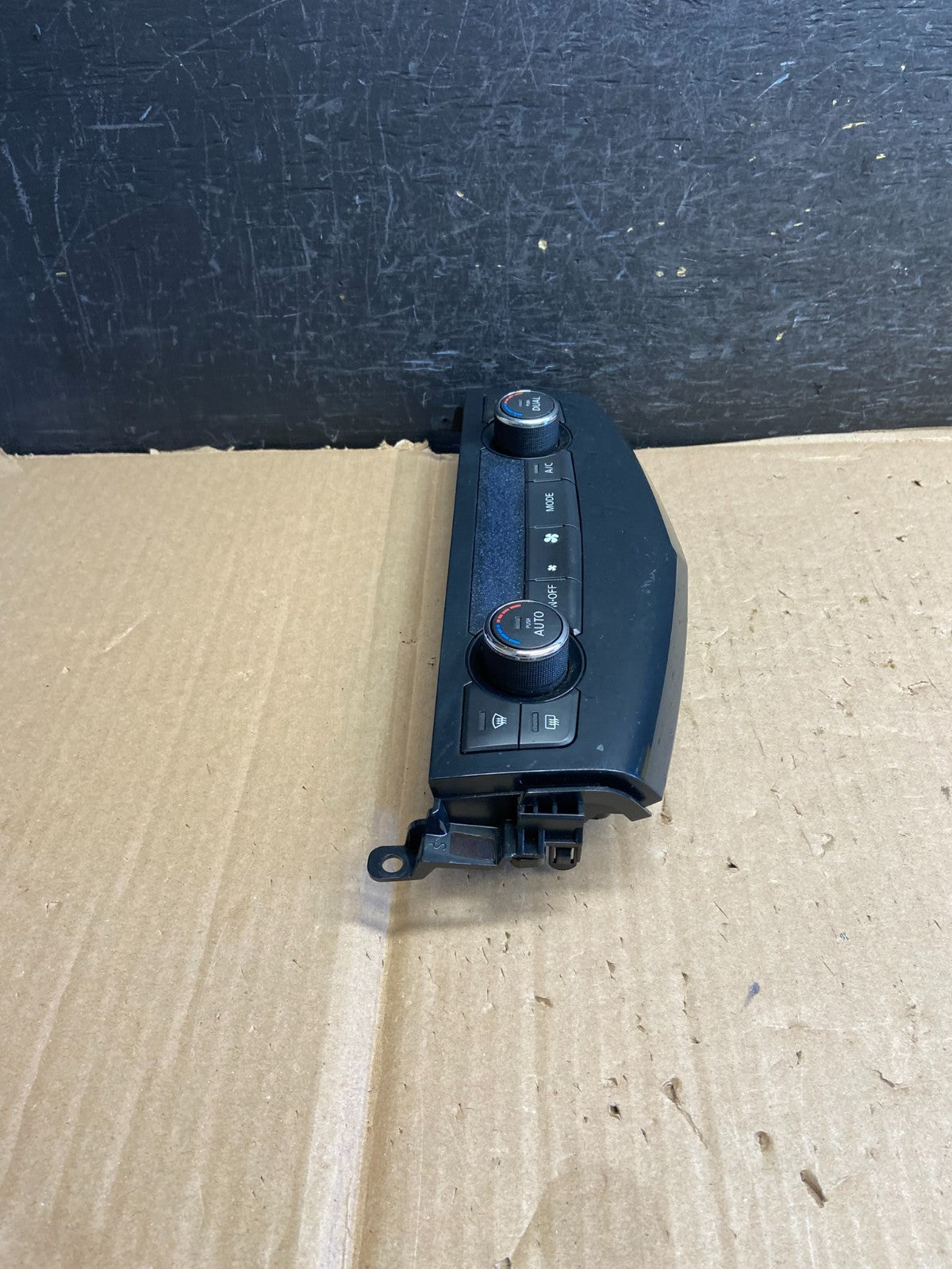2013 2014 2015 Nissan Altima A/C Temperature Climate Control AH2654 DG1